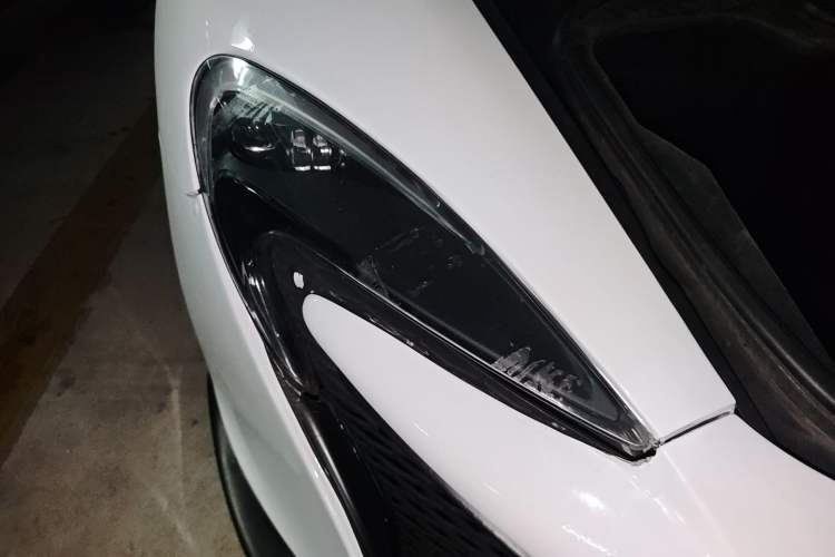 Used McLaren 12C 2013 3.8T SPIDER Right Front Headlight