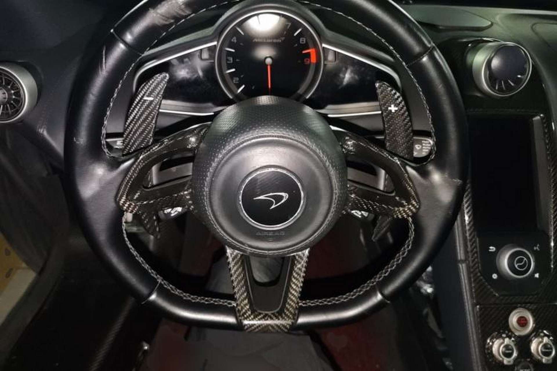 Used McLaren 12C 2013 3.8T SPIDER Steering Wheel
