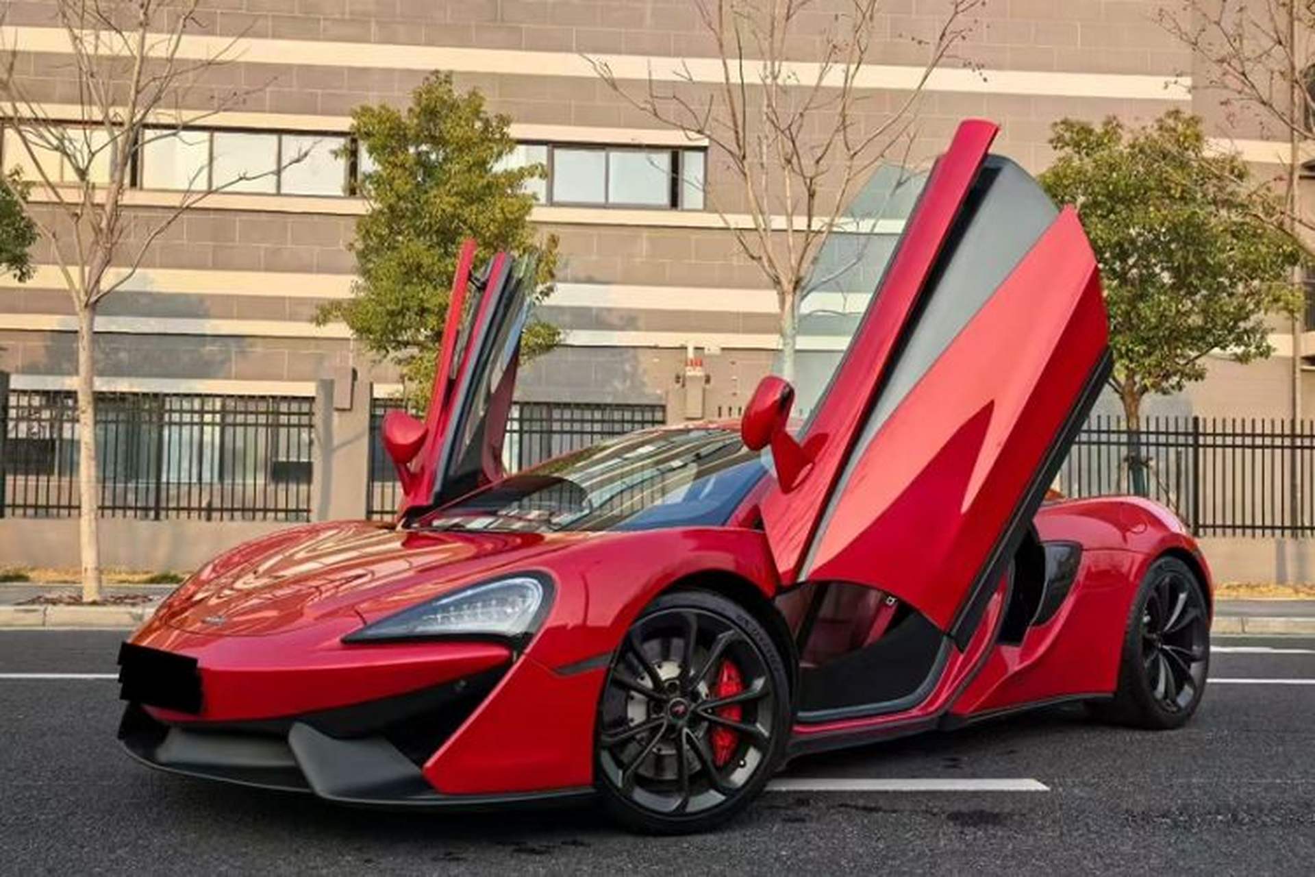 Used McLaren 540C 2015 3.8T Coupe Front Left 45 Deg