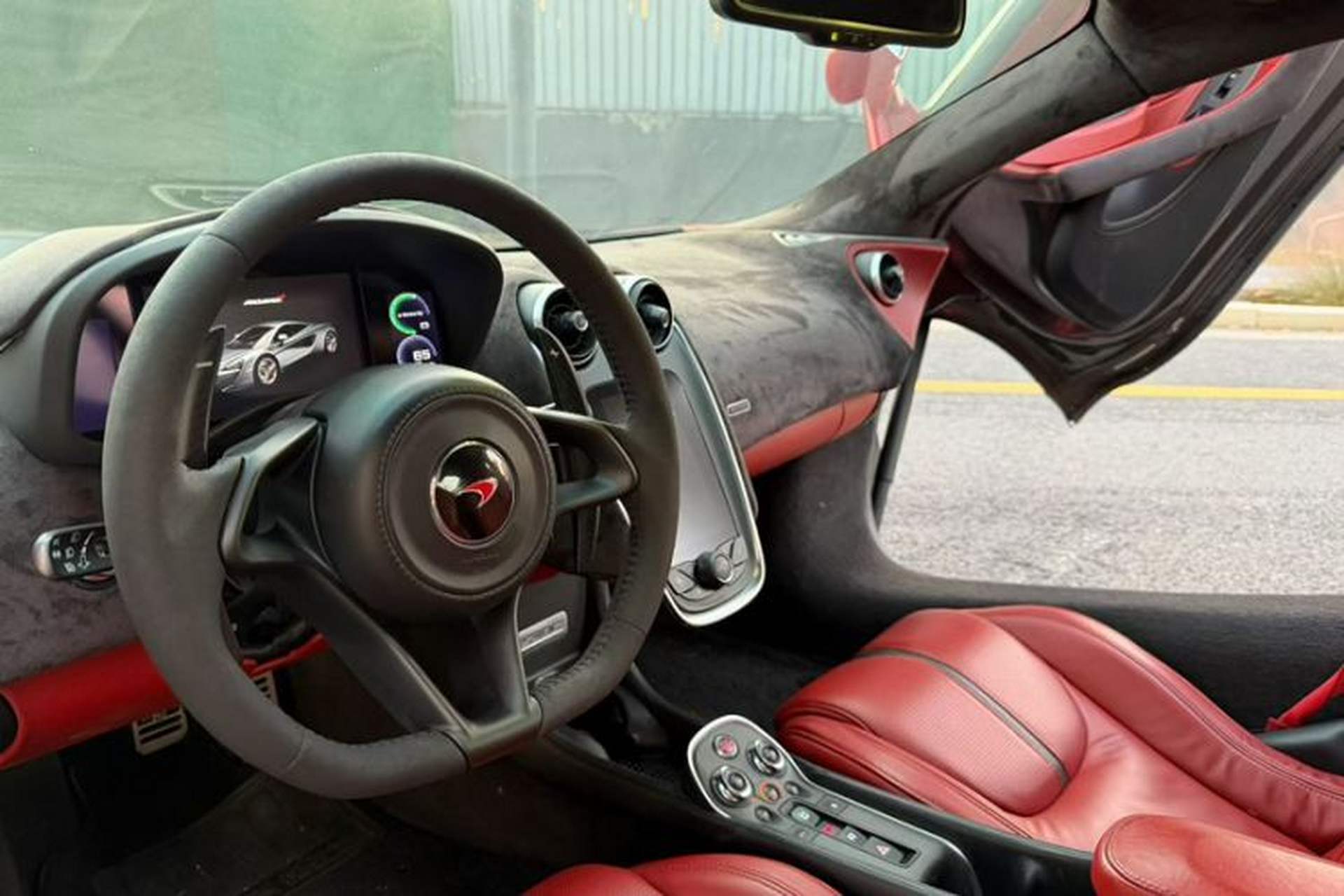 Used McLaren 540C 2015 3.8T Coupe Interior 2
