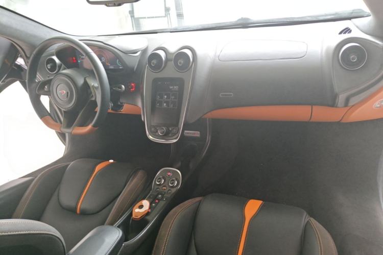 Used McLaren 570 2015 570S 3.8T Coupe Center Console