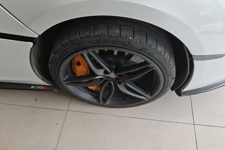 Used McLaren 570 2015 570S 3.8T Coupe Right Front Wheel Hub