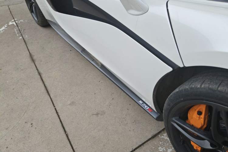 Used McLaren 570 2015 570S 3.8T Coupe Right Side Sill