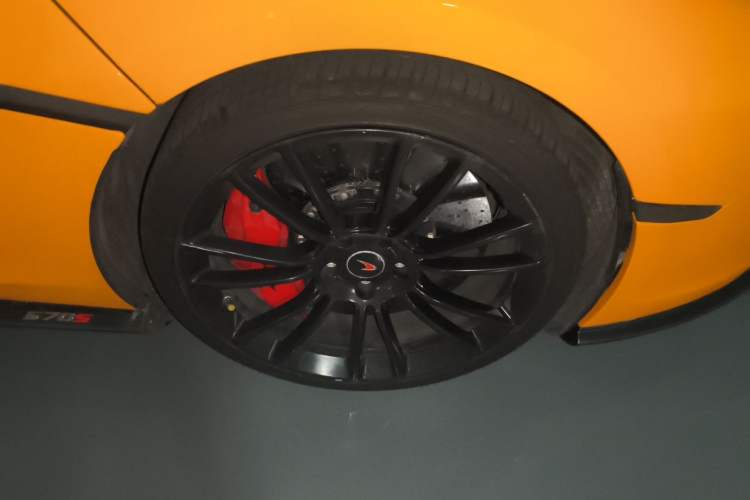 Used McLaren 570 2015 570S 3.8T Coupe Right Front Wheel Hub