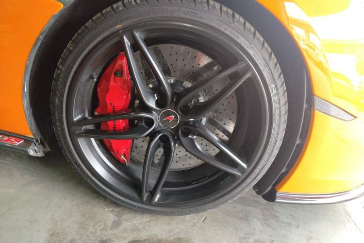 Used McLaren 570 2015 570S 3.8T Coupe Right Front Wheel Hub