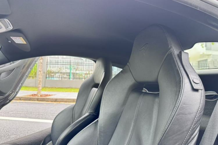 Used McLaren 570 2019 570S 3.8T Coupe Interior 1