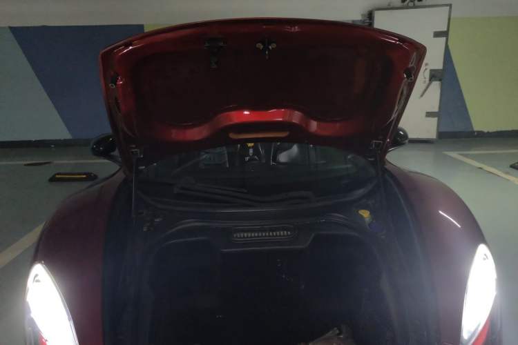 Used McLaren 625C 2015 3.8T Coupe Trunk