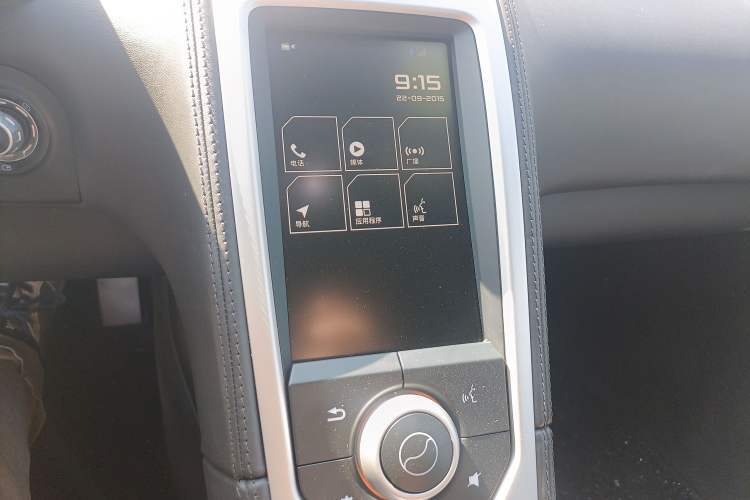 Used McLaren 625C 2015 3.8T Coupe Audio And AC Panel