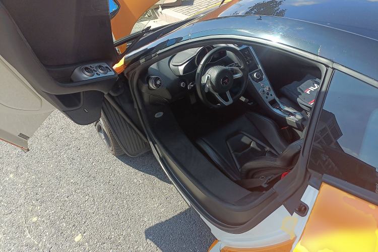 Used McLaren 625C 2015 3.8T Coupe Driver Seat