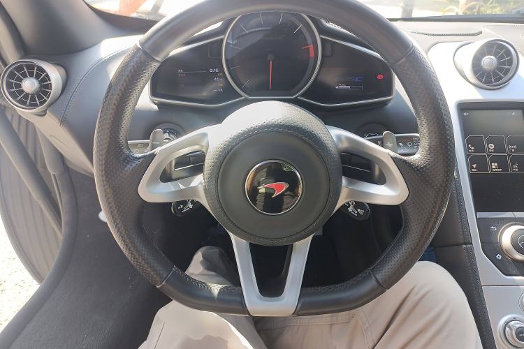 Used McLaren 625C 2015 3.8T Coupe Steering Wheel