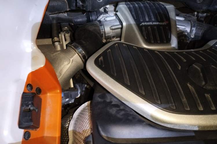 Used McLaren 650S 2014 3.8T Spider Engine Bay Right