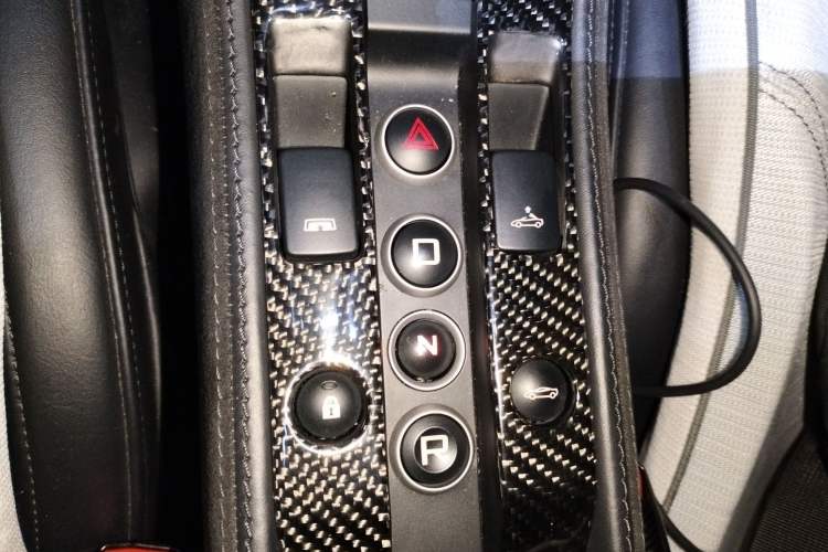 Used McLaren 650S 2014 3.8T Spider Gear Lever
