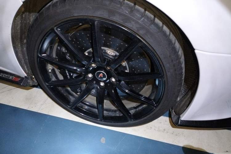 Used McLaren 650S 2014 3.8T Spider Right Front Wheel Hub