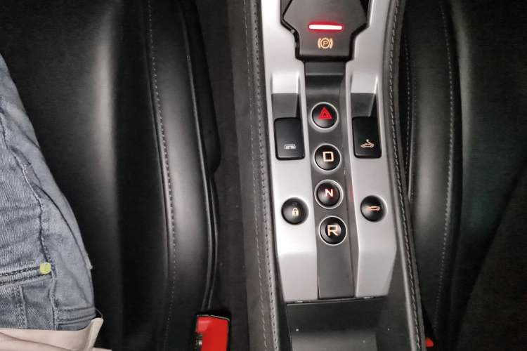 Used McLaren 650S 2014 3.8T Spider Gear Lever