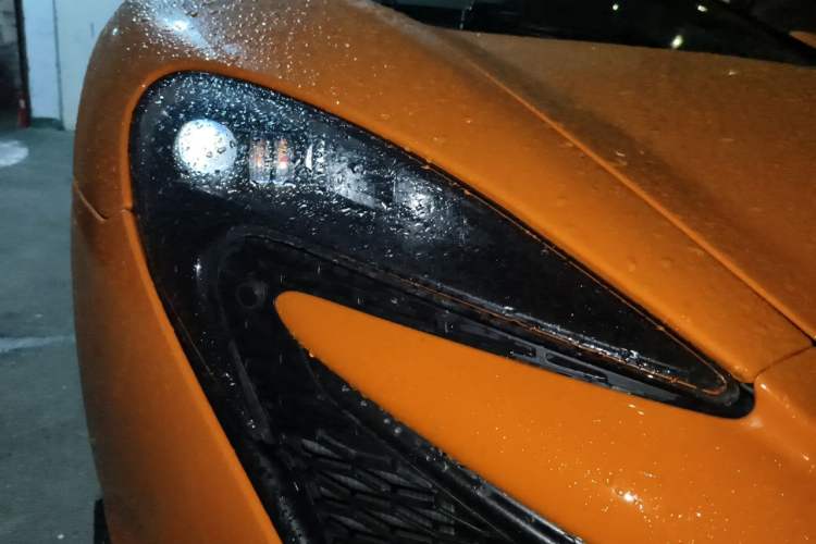 Used McLaren 650S 2014 3.8T Spider Right Front Headlight