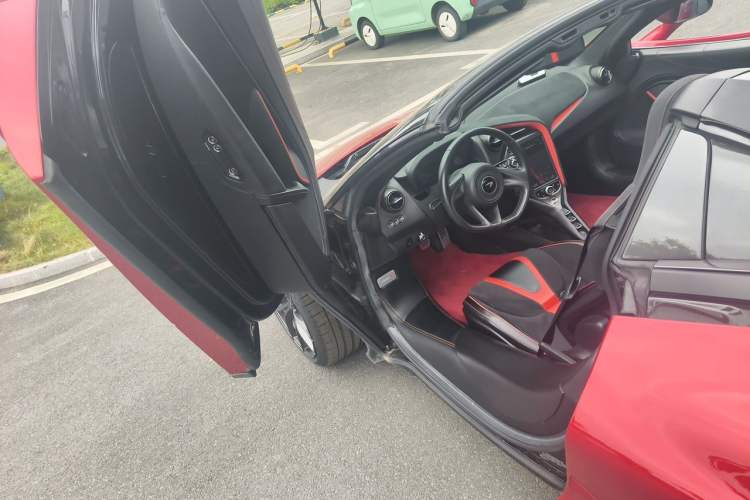 Used McLaren 720S 2019 4.0T Spider Driver Seat