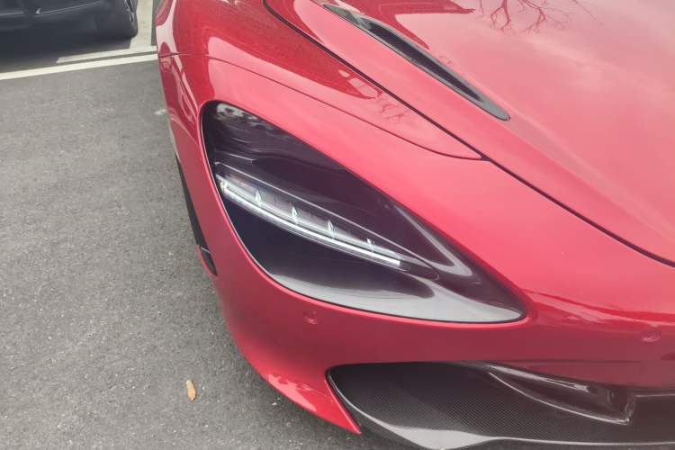 Used McLaren 720S 2019 4.0T Spider Right Front Headlight