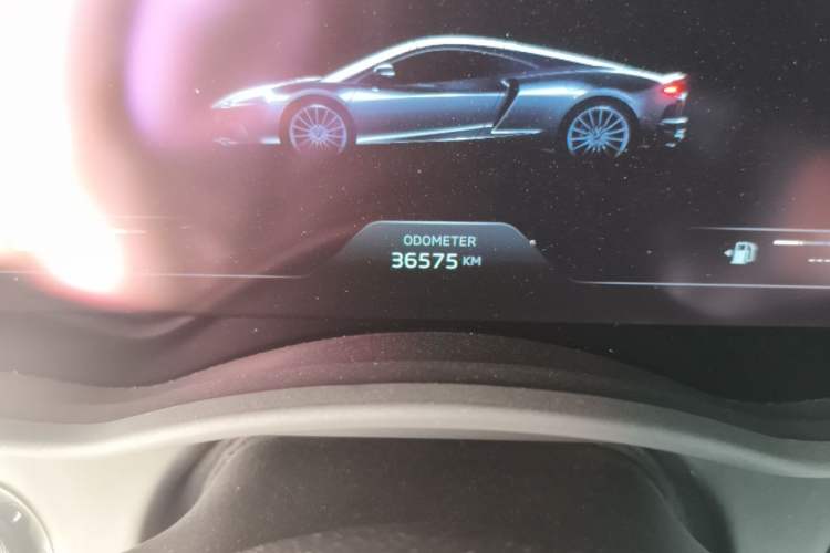 Used McLaren GT 2019 4.0T Standard Edition Odometer Close Up