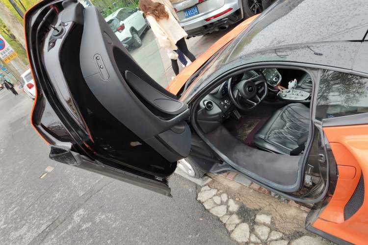 Used McLaren GT 2019 4.0T Standard Edition Driver Seat