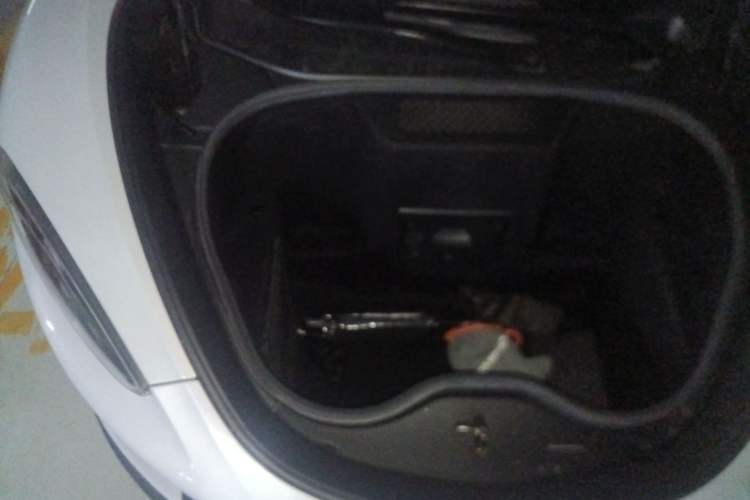 Used McLaren GT 2019 4.0T Standard Edition Engine Bay Right
