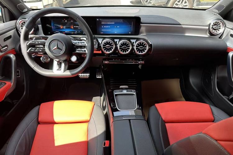 Used Mercedes-Benz A AMG 2025-Year Restyled AMG A 35 L 4MATIC Interior 1