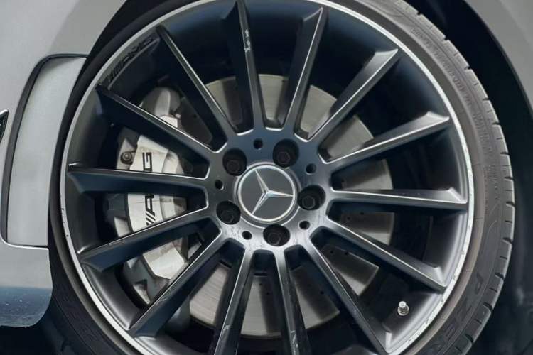 Used Mercedes-Benz A AMG 2020 Facelifted AMG A 35 4MATIC Exterior 9