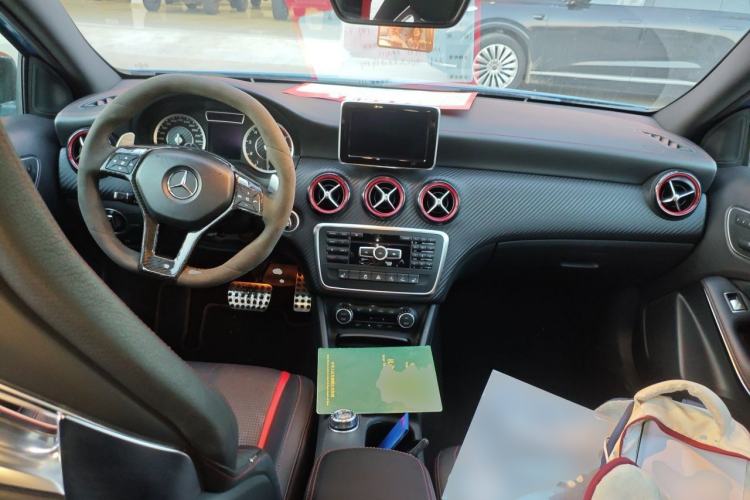 Used Mercedes-Benz A AMG 2014 AMG A 45 4MATIC Center Console