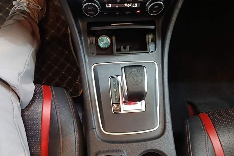 Used Mercedes-Benz A AMG 2014 AMG A 45 4MATIC Gear Lever