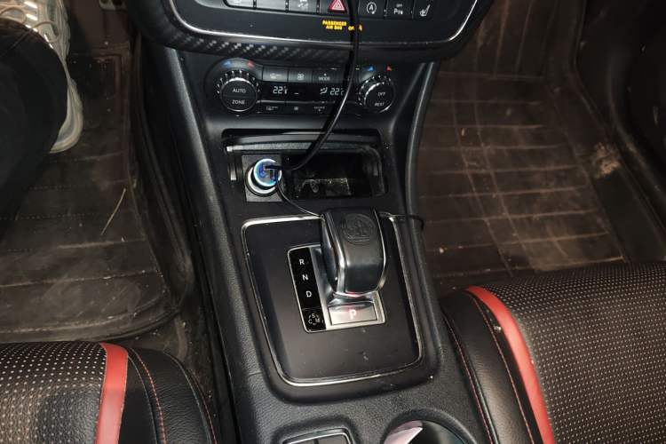 Used Mercedes-Benz A AMG 2014 AMG A 45 4MATIC Gear Lever