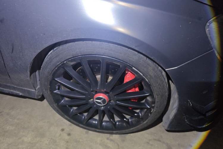 Used Mercedes-Benz A AMG 2014 AMG A 45 4MATIC Right Front Wheel Hub