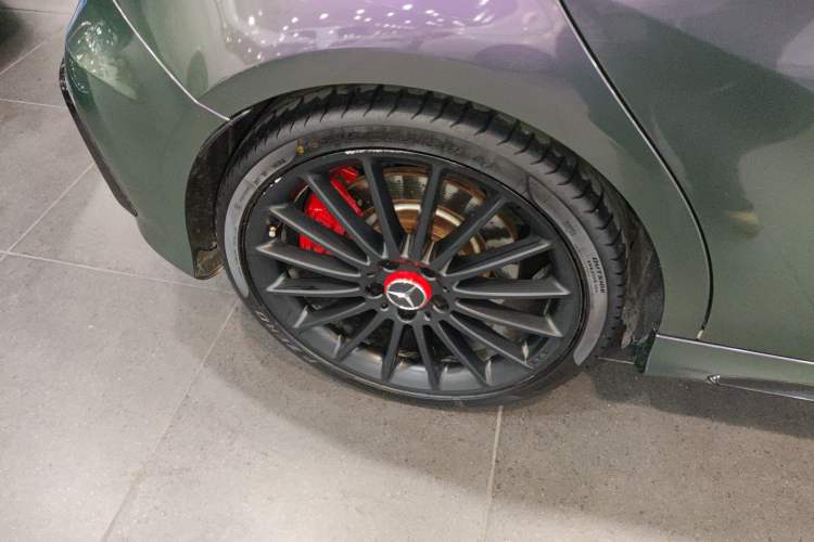 Used Mercedes-Benz A AMG 2014 AMG A 45 4MATIC Right Rear Wheel Hub