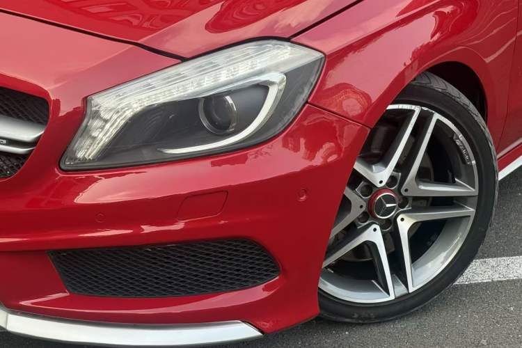 Used Mercedes-Benz A AMG 2014 AMG A 45 4MATIC Exterior 8