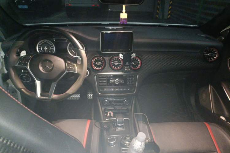 Used Mercedes-Benz A AMG 2014 AMG A 45 4MATIC Center Console
