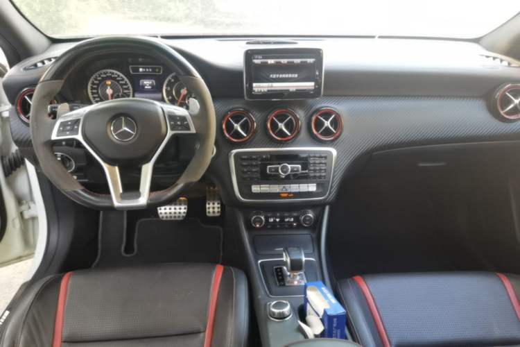 Used Mercedes-Benz A AMG 2014 AMG A 45 4MATIC Center Console