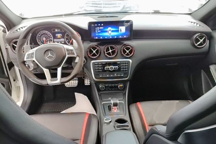 Used Mercedes-Benz A AMG 2014 AMG A 45 4MATIC Center Console