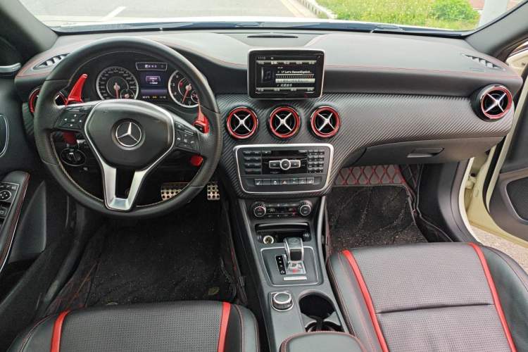 Used Mercedes-Benz A AMG 2014 AMG A 45 4MATIC Center Console
