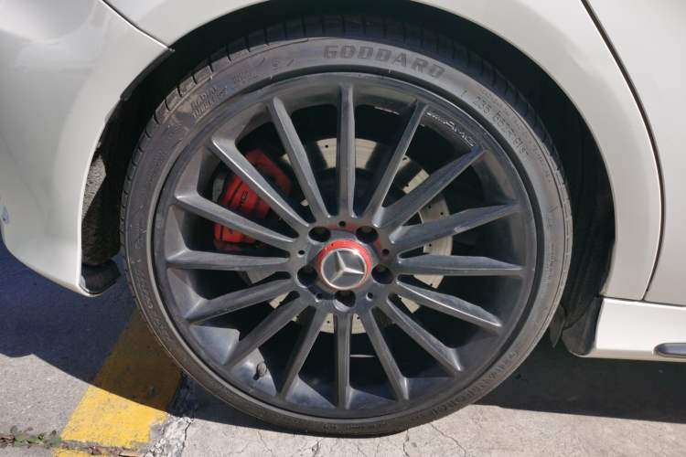 Used Mercedes-Benz A AMG 2014 AMG A 45 4MATIC Exterior 5