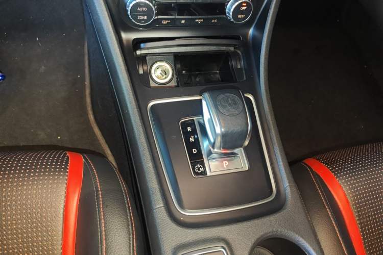 Used Mercedes-Benz A AMG 2014 AMG A 45 4MATIC Gear Lever