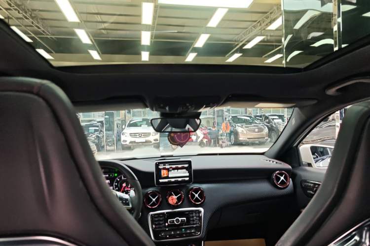 Used Mercedes-Benz A AMG 2014 AMG A 45 4MATIC Headliner