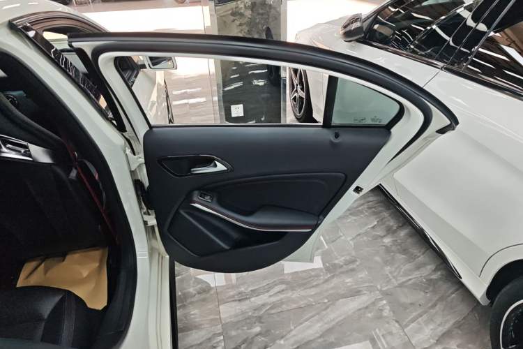 Used Mercedes-Benz A AMG 2014 AMG A 45 4MATIC Interior 6