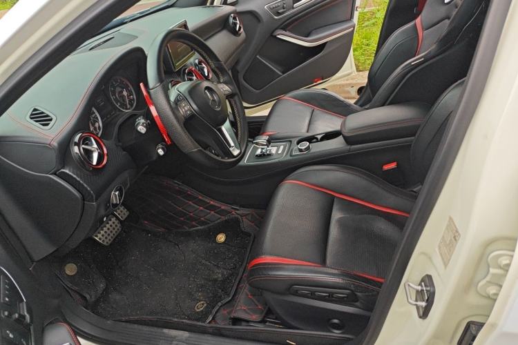 Used Mercedes-Benz A AMG 2014 AMG A 45 4MATIC Left Front Seat