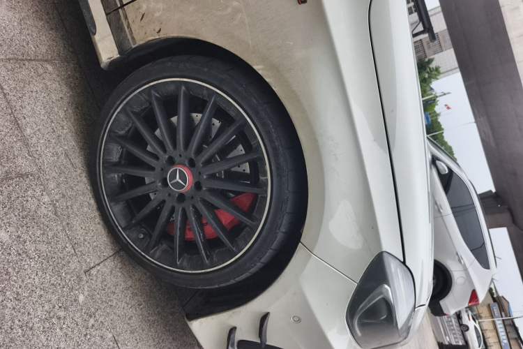 Used Mercedes-Benz A AMG 2014 AMG A 45 4MATIC Right Front Wheel Hub