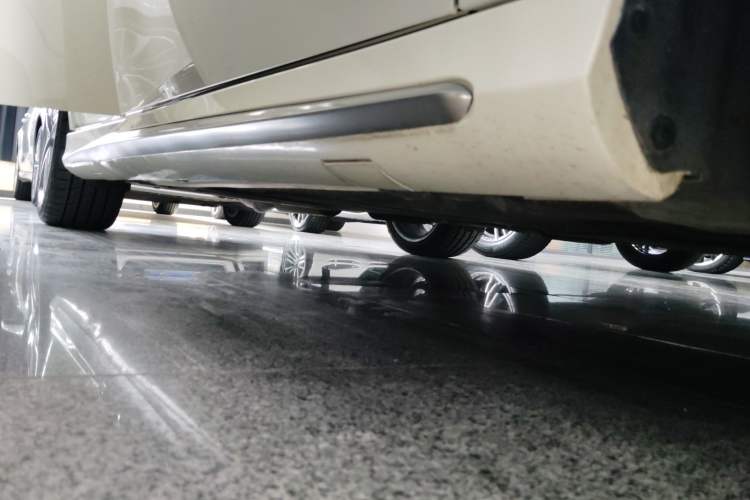 Used Mercedes-Benz A AMG 2014 AMG A 45 4MATIC Right Side Sill