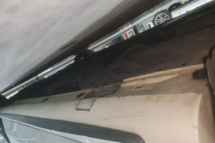 Used Mercedes-Benz A AMG 2014 AMG A 45 4MATIC Right Side Sill