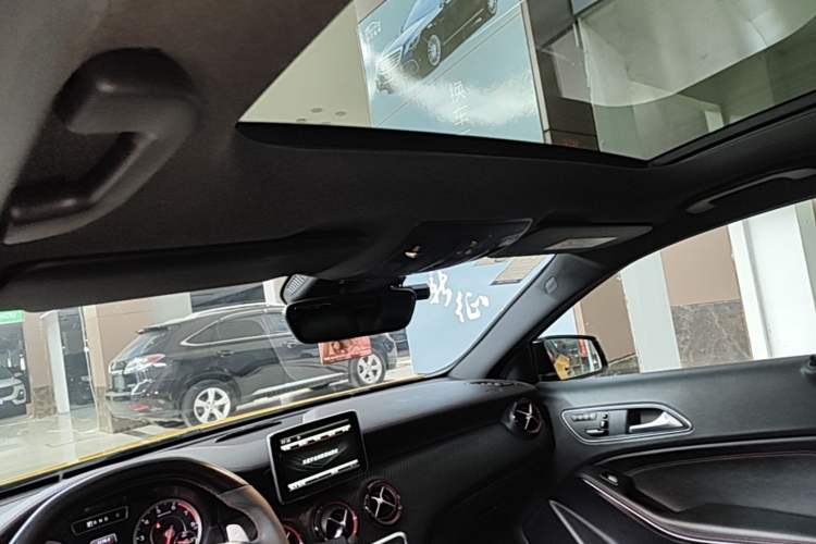 Used Mercedes-Benz A AMG 2014 AMG A 45 4MATIC Headliner