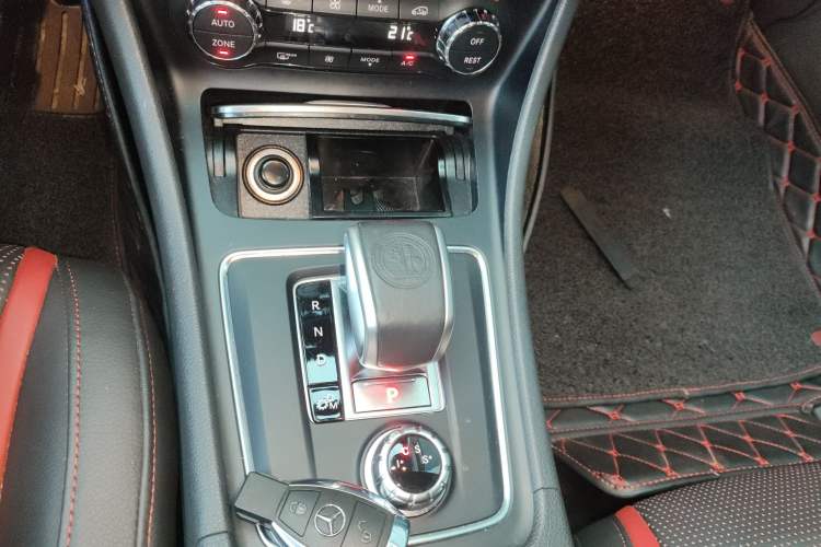 Used Mercedes-Benz A AMG 2016 AMG A 45 4MATIC Gear Lever
