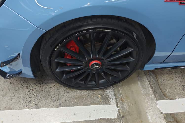 Used Mercedes-Benz A AMG 2016 AMG A 45 4MATIC Left Front Wheel Hub