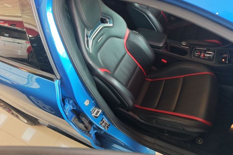 Used Mercedes-Benz A AMG 2016 AMG A 45 4MATIC Right Front Seat