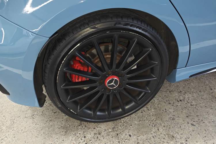 Used Mercedes-Benz A AMG 2016 AMG A 45 4MATIC Right Rear Wheel Hub