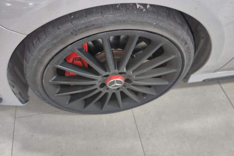 Used Mercedes-Benz A AMG 2016 AMG A 45 4MATIC Left Front Wheel Hub